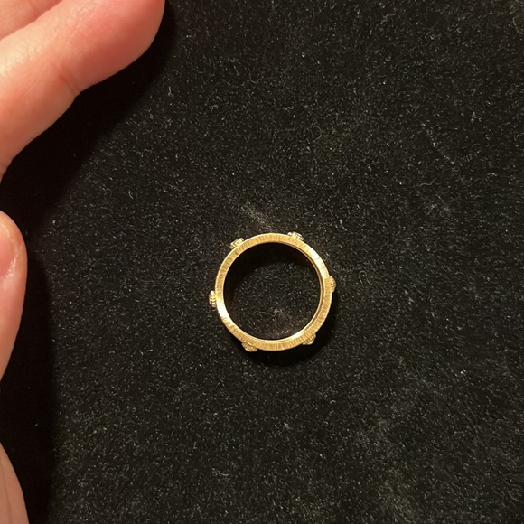 Hand engraved solid 18k yellow gold ring - Picture 4 of 12